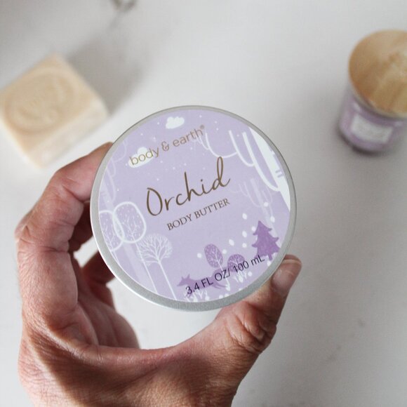 Body & Earth "ORCHID" Spa Bundle: Scented Candle, Soap & Body Butter - NEW - Picture 4 of 6